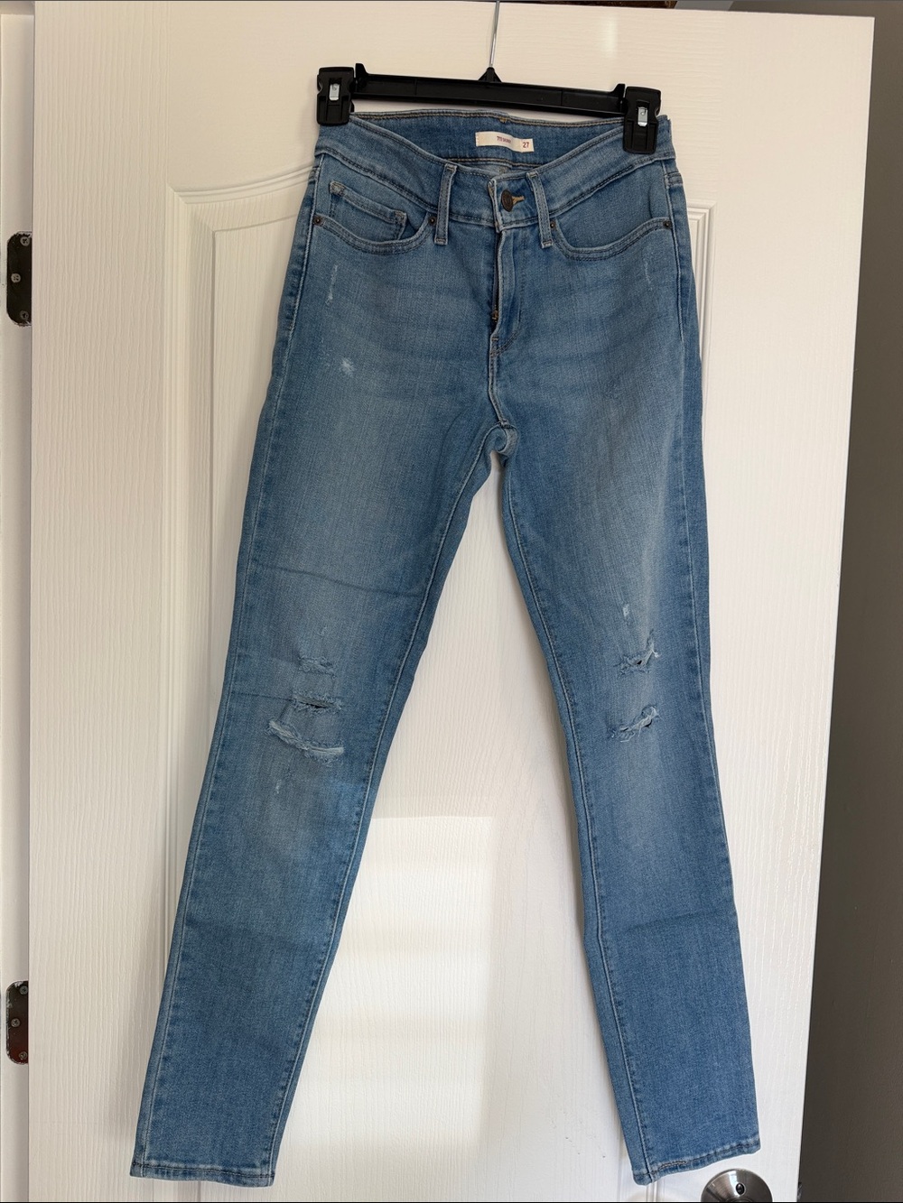 Levi's Light Blue Skinny Jeans with Distressed Knees